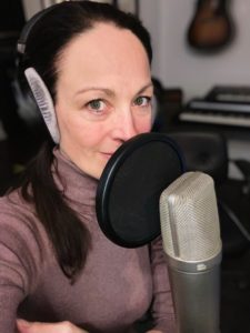Annic im Radiostudio